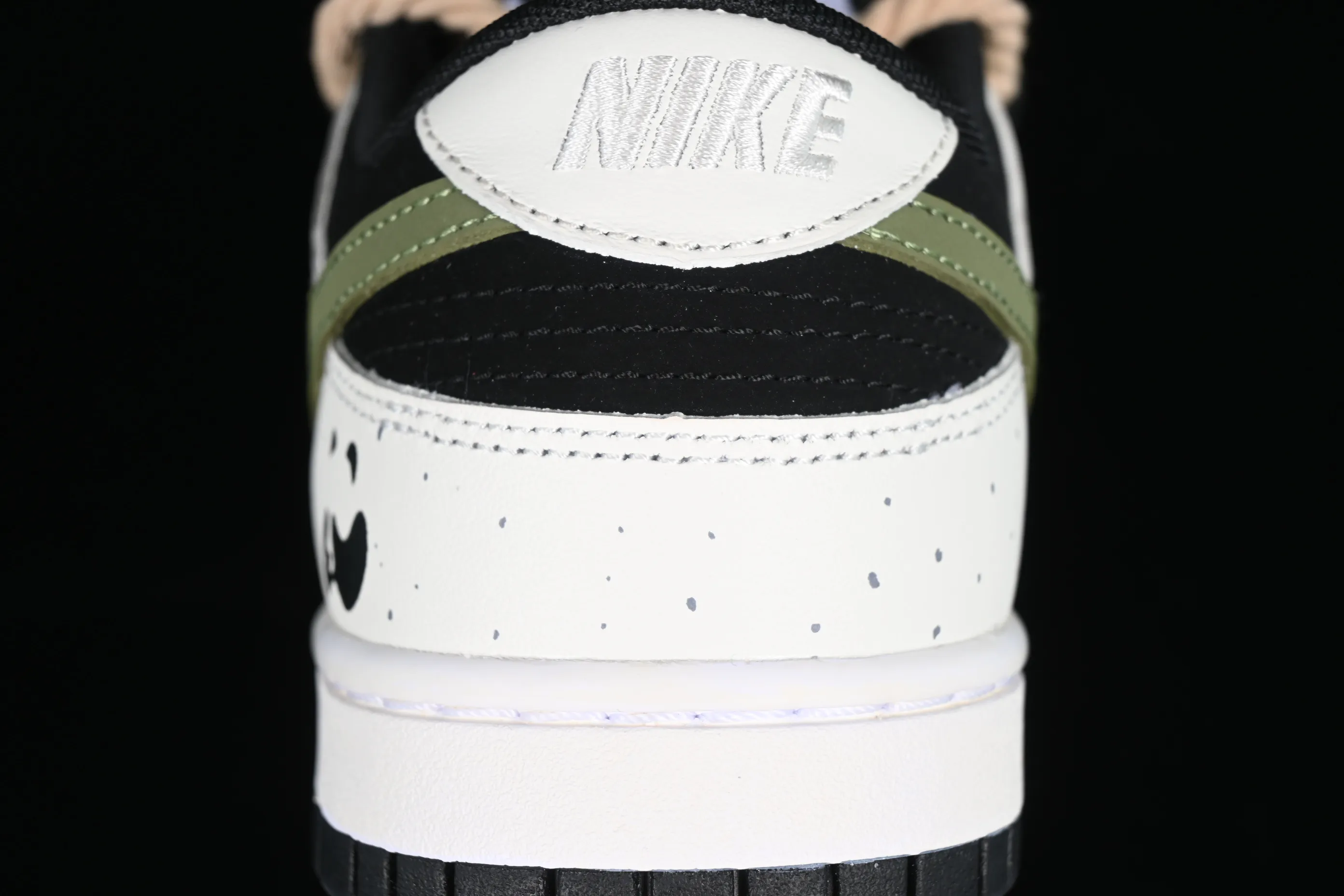 All categories Nk SB Dunk series Nk SB Dunk Low low-top sneakers Nk Dunk Low Little Red Panda Chinese style deconstructed hemp rope SB retro old low-top casual sneakers DD1391-100